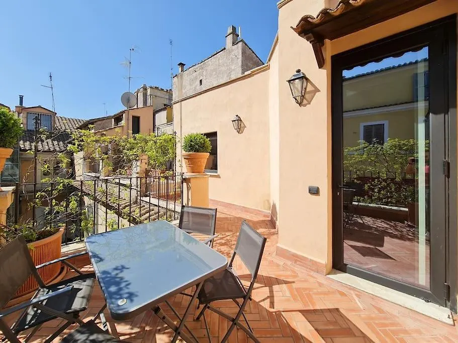 Appartement Boutique Penthouse with terrace, Spanish Steps Rome