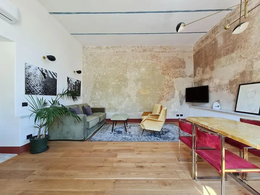 Appartement Boutique Penthouse with terrace, Spanish Steps Rome